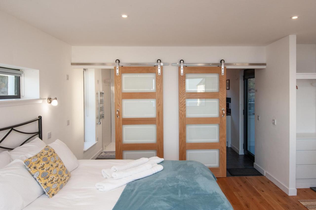 Croft 7 Geary Self Catering Studio With Stunning Sea Views Eksteriør bilde